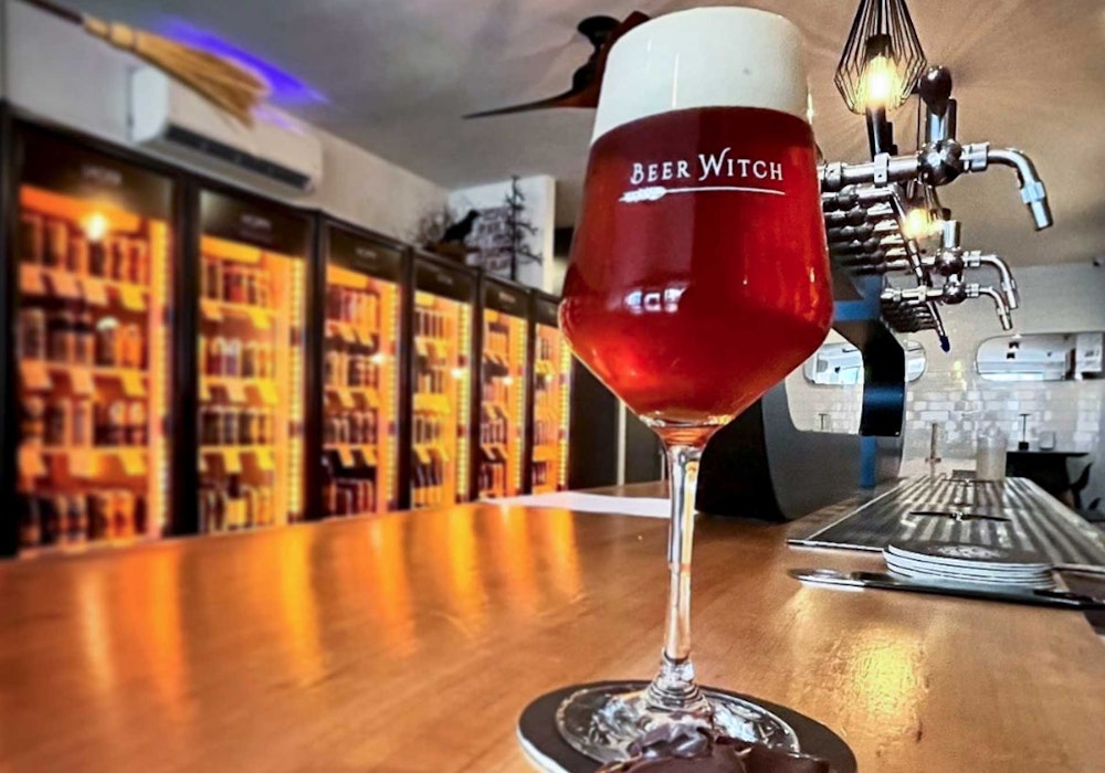 The Beer Witch of Brooklyn Casts an Inviting Spell Image